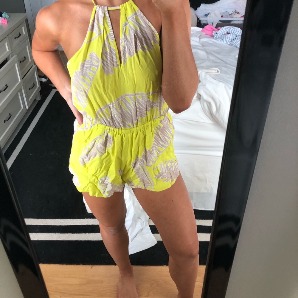 Bright leaf halter romper NWT